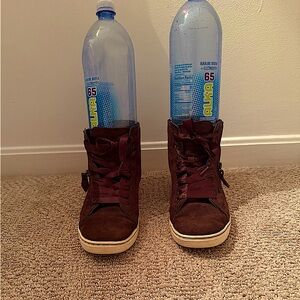 UGG  side zipper bedazzled brown suede high top gym shoes